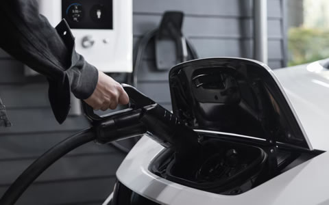 Amazingly Fresh Fruit And Herb Drinks For Summer